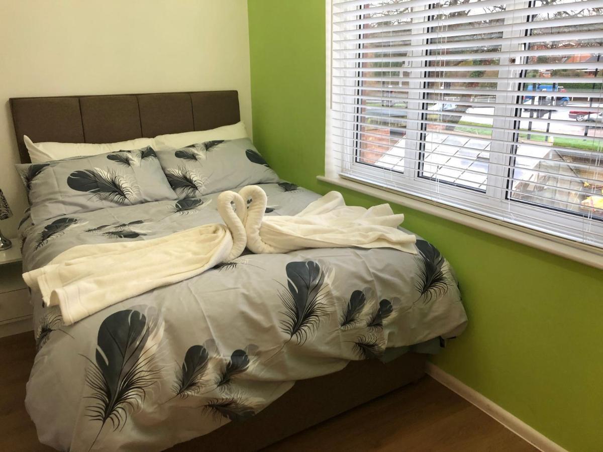 Ponders End Bed & Breakfast Newport  Ngoại thất bức ảnh