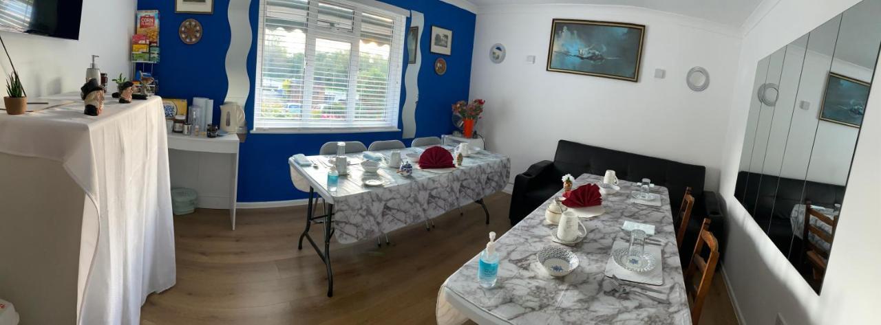 Ponders End Bed & Breakfast Newport  Ngoại thất bức ảnh